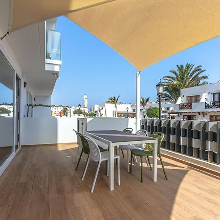 Edificio Gorgona * Corralejo