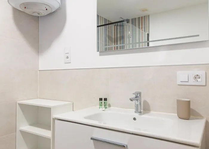 Edificio Gorgona 아파트 *